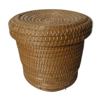 large straw basket banneton folk art