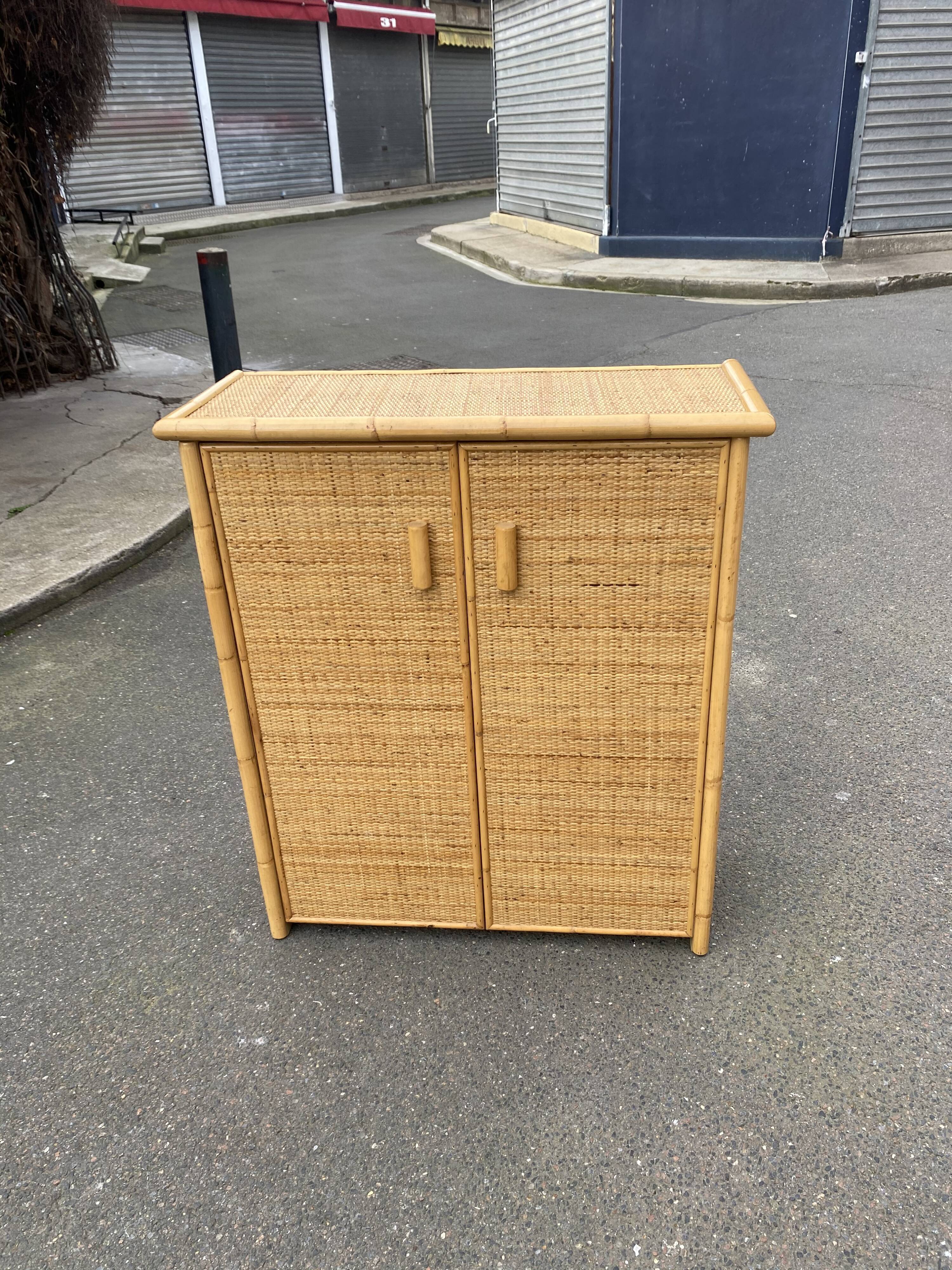 Rattan buffet