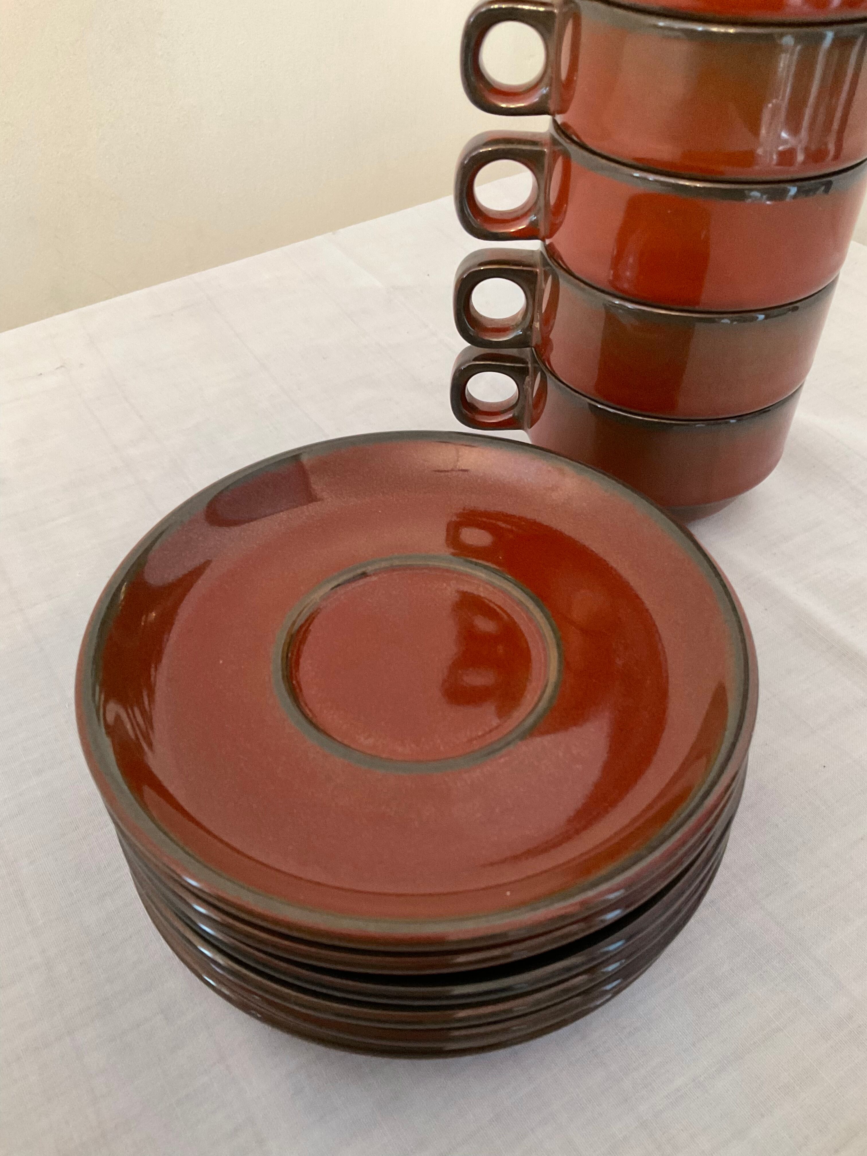 Vintage coffee set in enamelled ceramic 70s