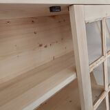 Renovated showcase