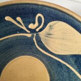 Pair of handcrafted bowls by Le Fer Rouge with blue and beige decor