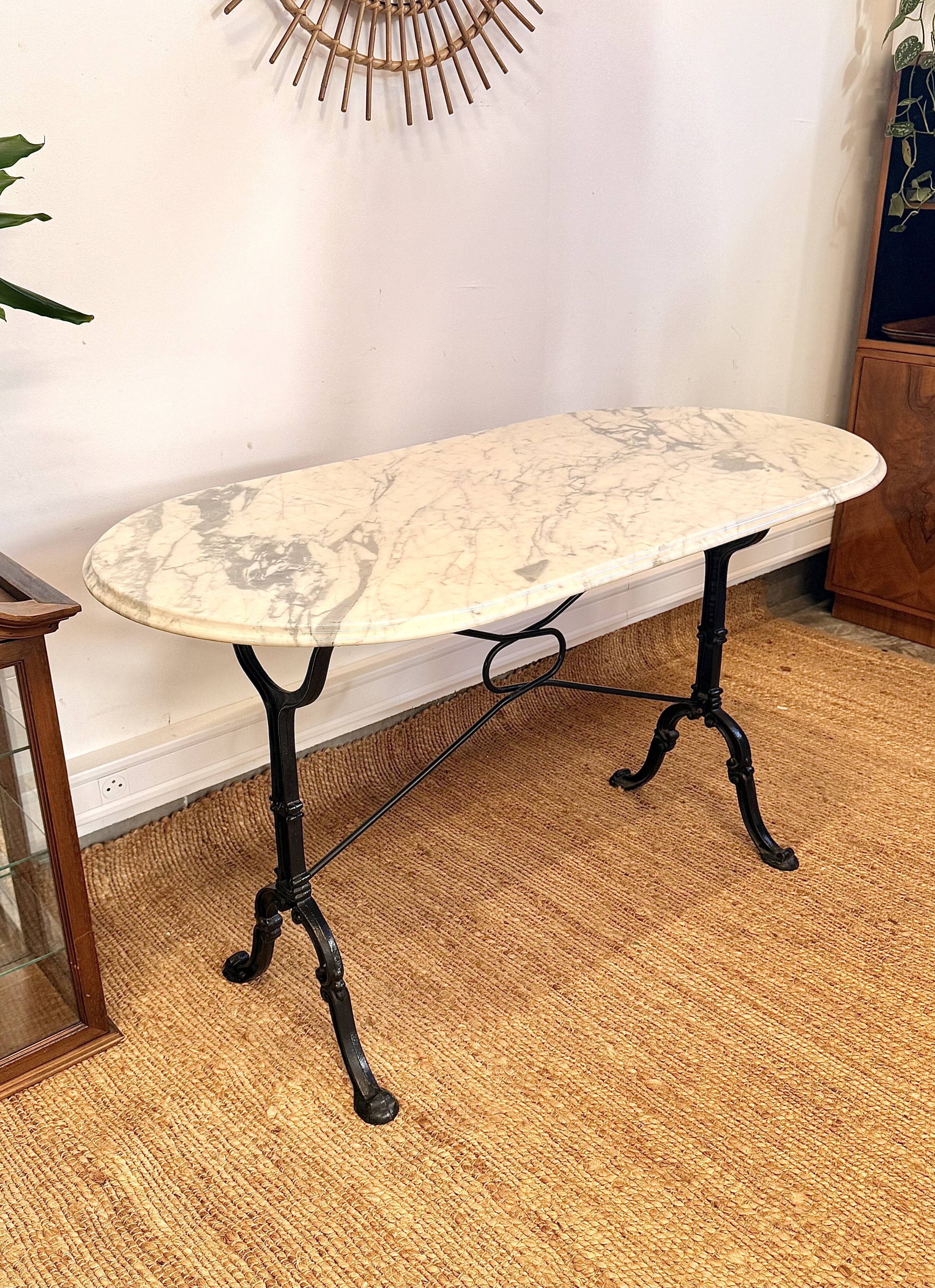 Table bistrot italienne en marbre et fonte