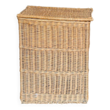 Wicker laundry chest