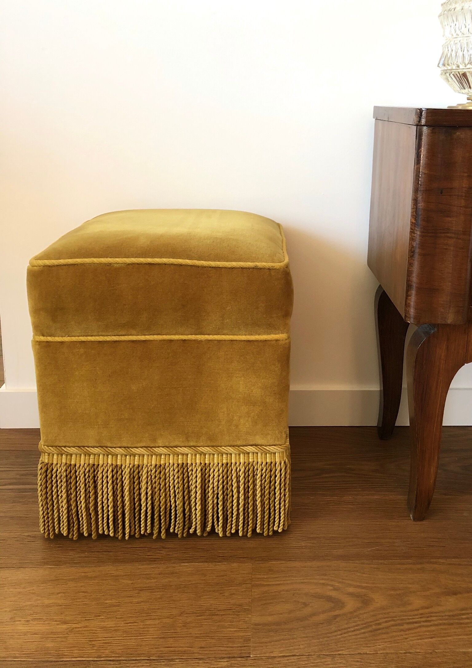 Velvet pouf