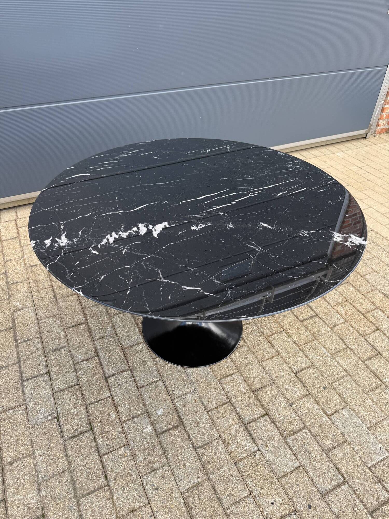 Original Knoll Tulip dining table (152cm) Nero Marquina glossy LIKE NEW!!