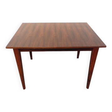 Table à manger style scandinave