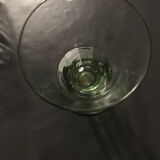 Verre à pied teinté vert Daum