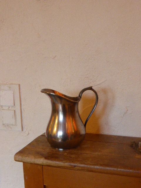 Coffee set in silver metal composed of 3 pitchers, Millan Freres, Paris