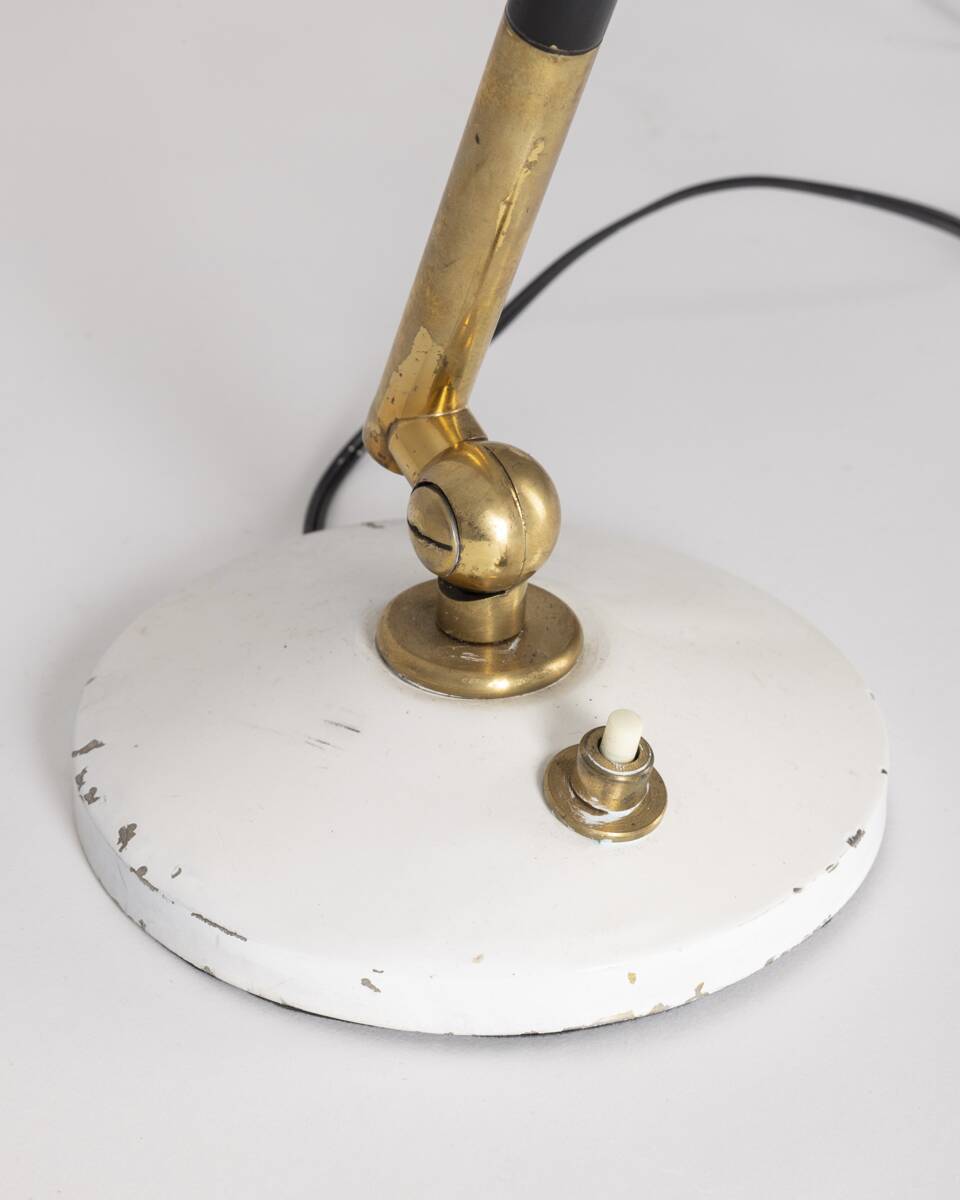 Vintage 60's table lamp in brass and white metal italian design