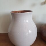 Vase with pattern