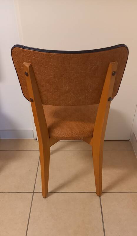 Set of 4 vintage chairs in solid beech and caramel faux leather.