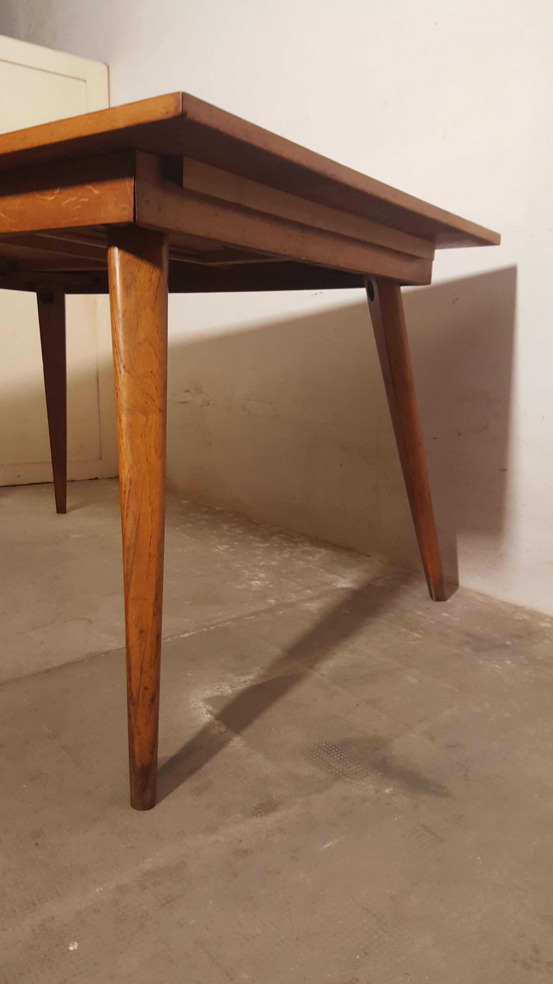 Table années 50
