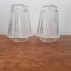 2 abats jour , globes