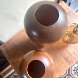 Paire de vases en bois