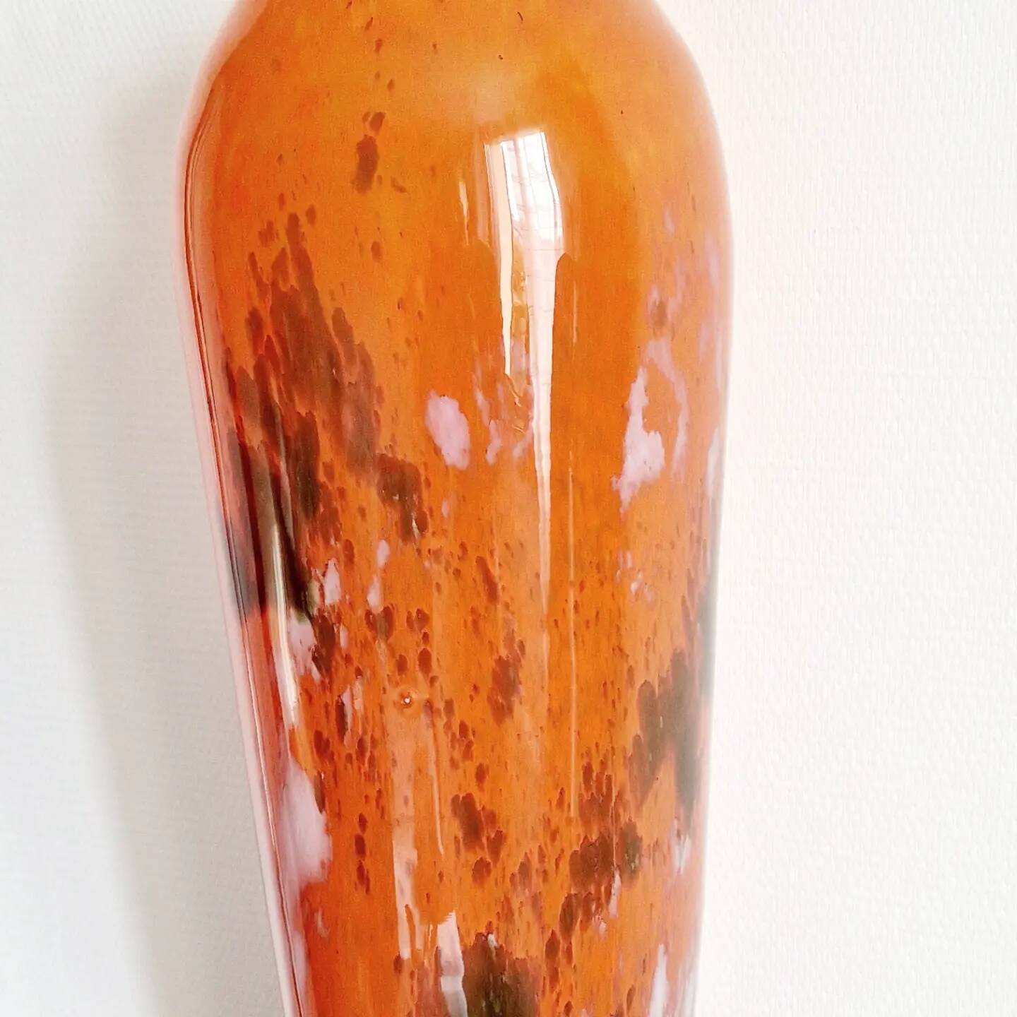 Marmoreal glass vase signed Lorrain Nancy