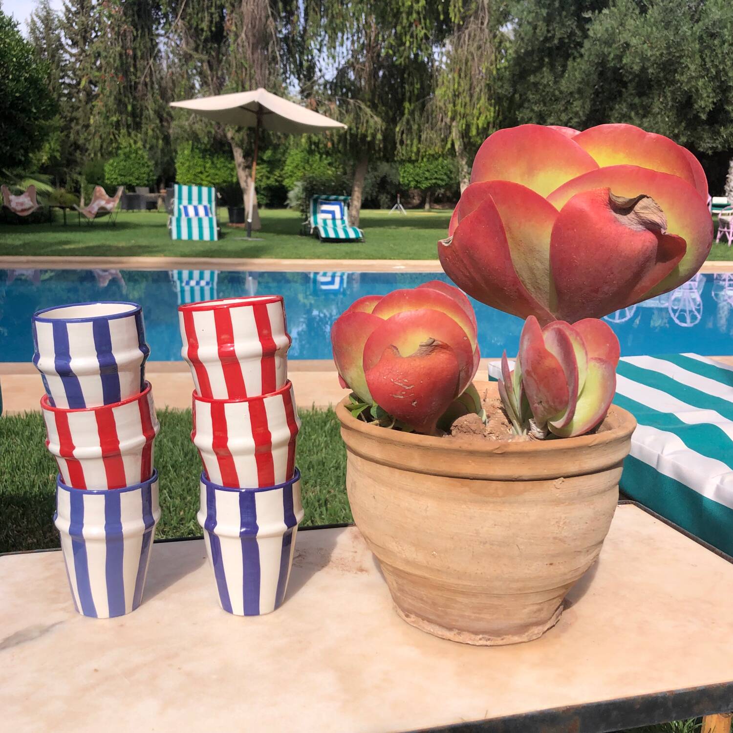 Set of 6 striped mugs