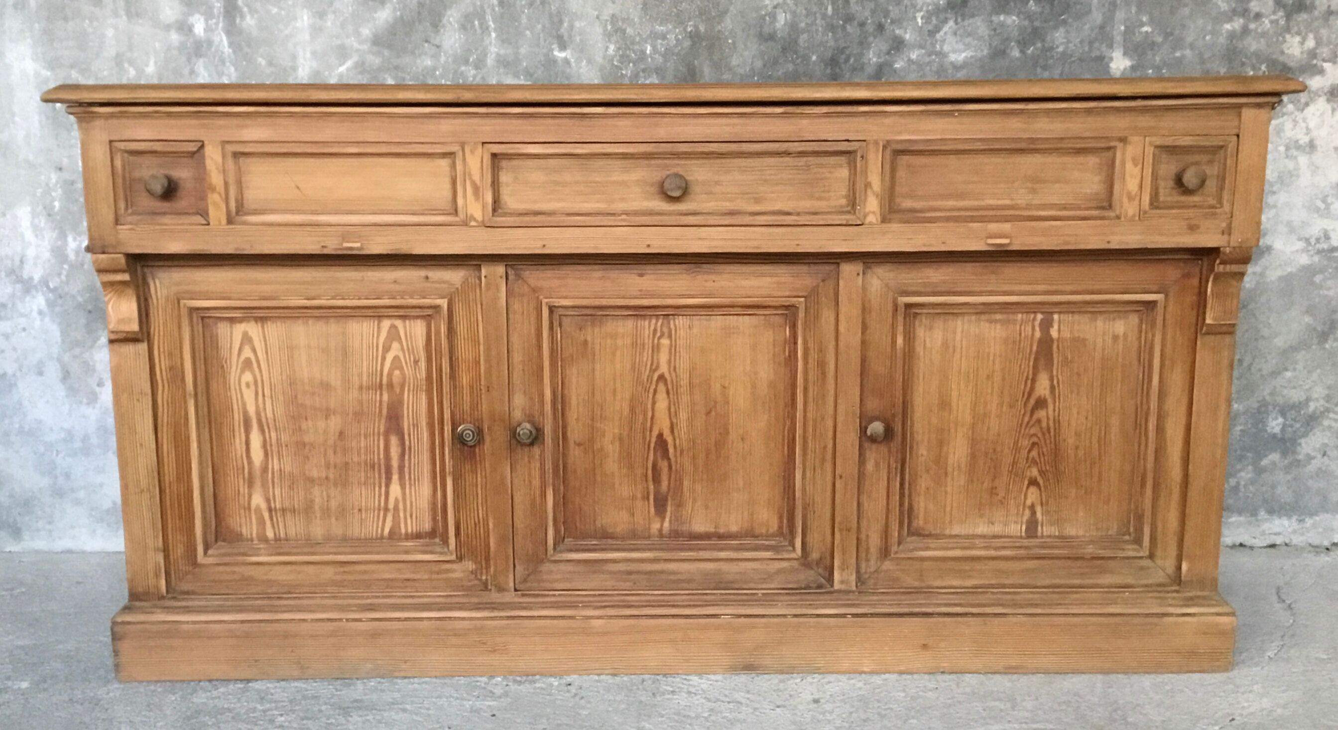 Counter or low sideboard in solid wood - craft furniture