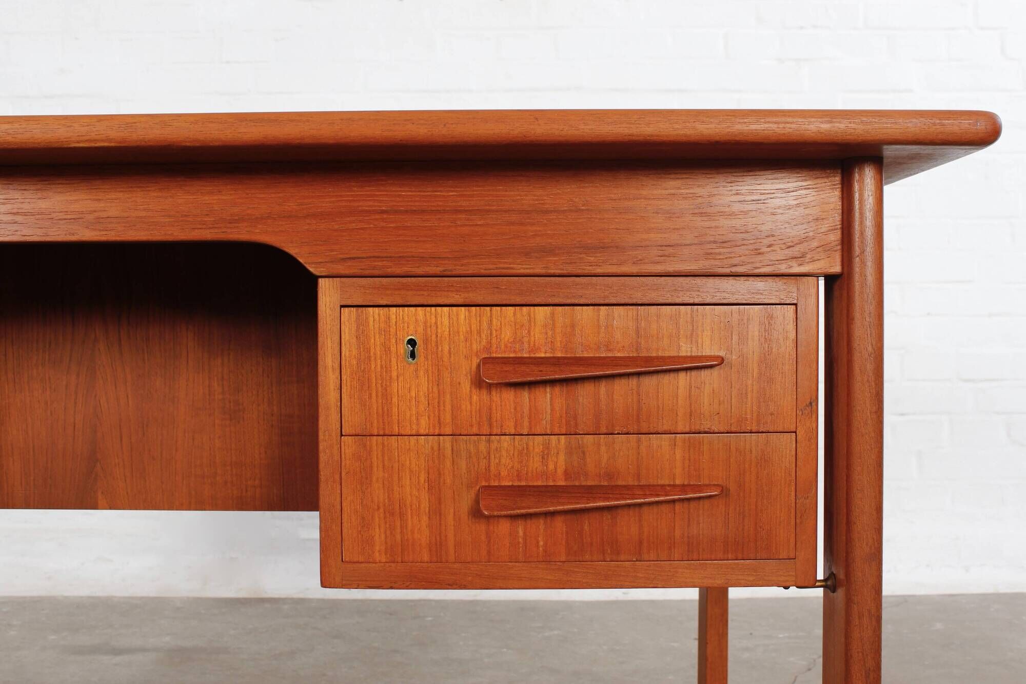 Danish teak desk by Imha Møbler Danish design