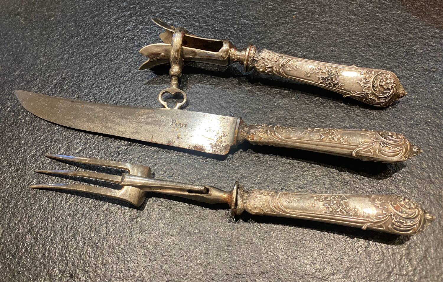 Silver-plated serving cutlery for leg of lamb
