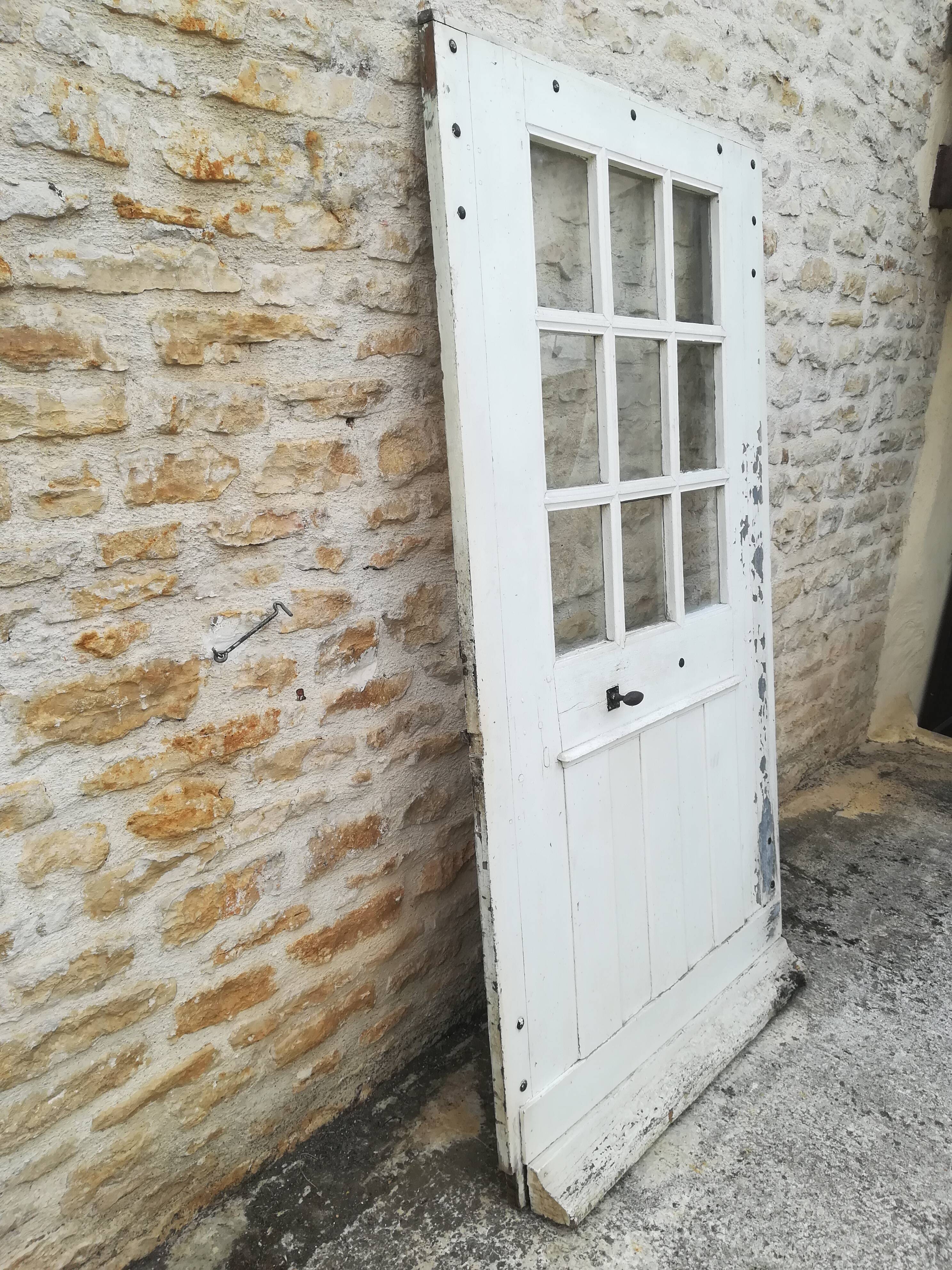 Door of entere in chene
