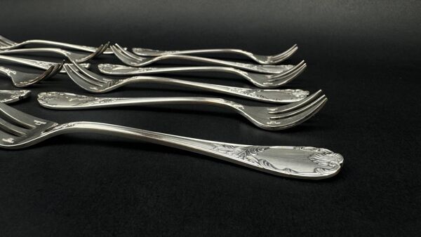 Lot de 12 fourchettes à huîtres Christofle modèle Marly – neuves sous blister, boîte d’origine scellée