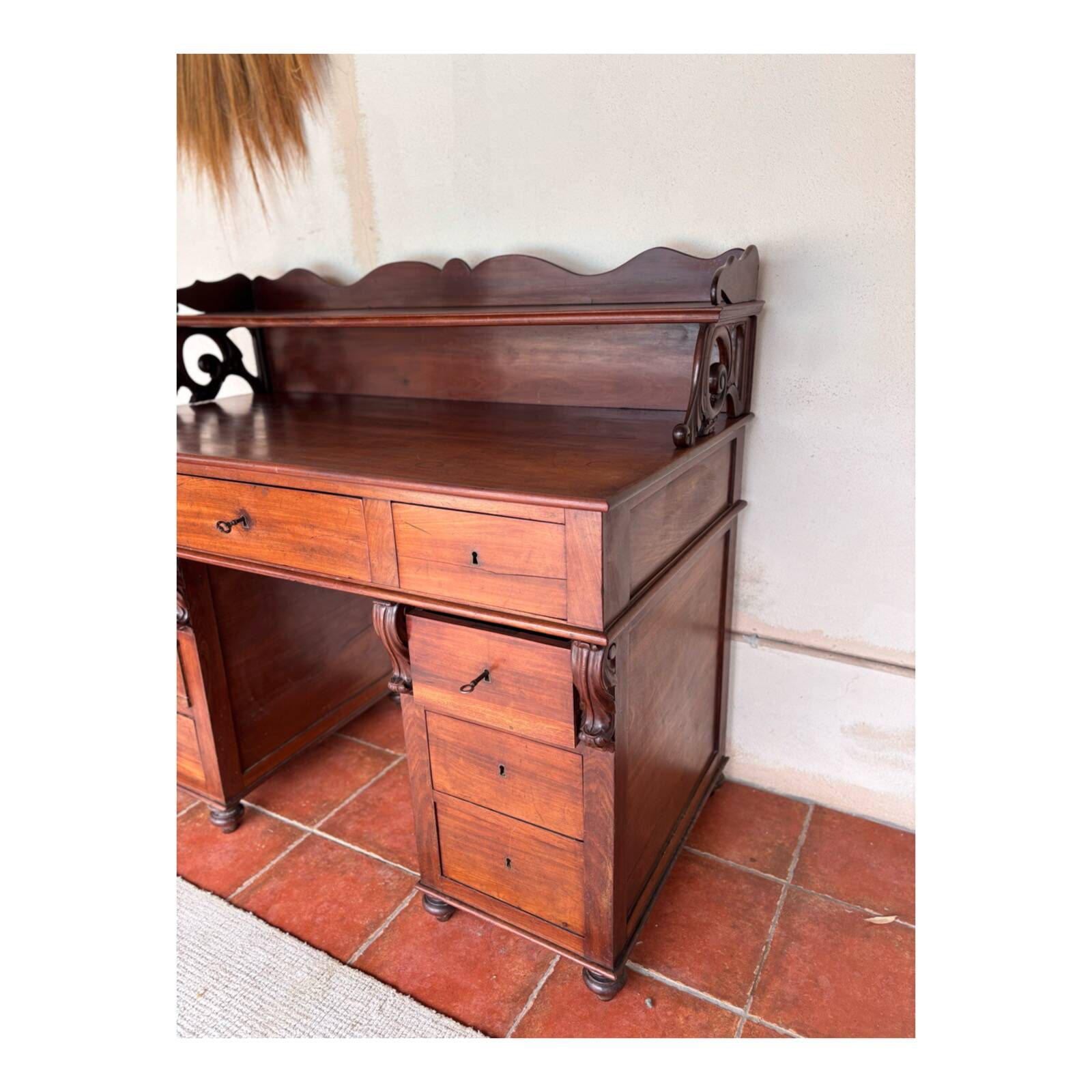 19th century mahogany veneer desk