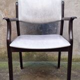 Fauteuil en bois et skaï
