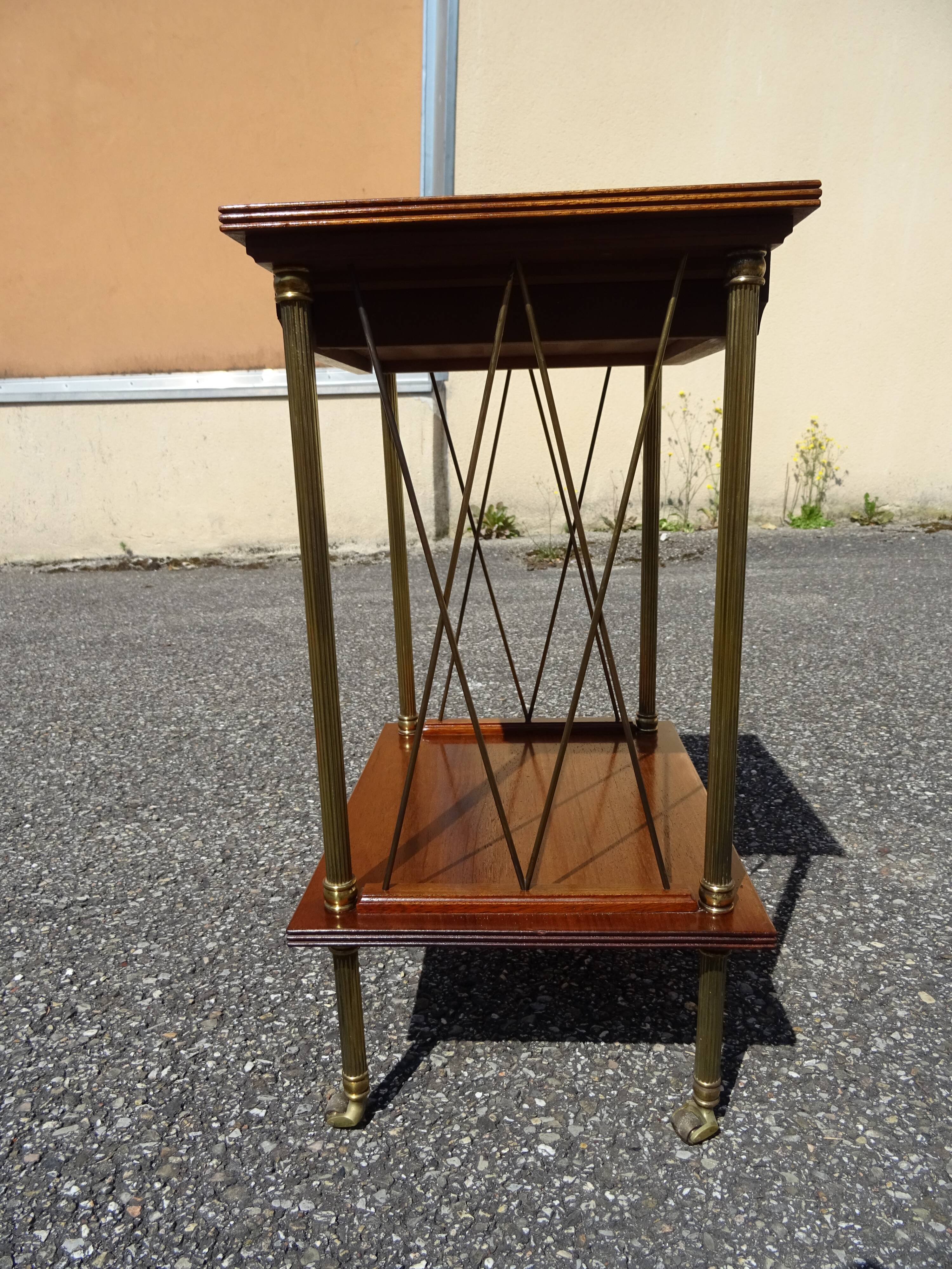 Neo-classical side table in wood and brass from the 1970s.