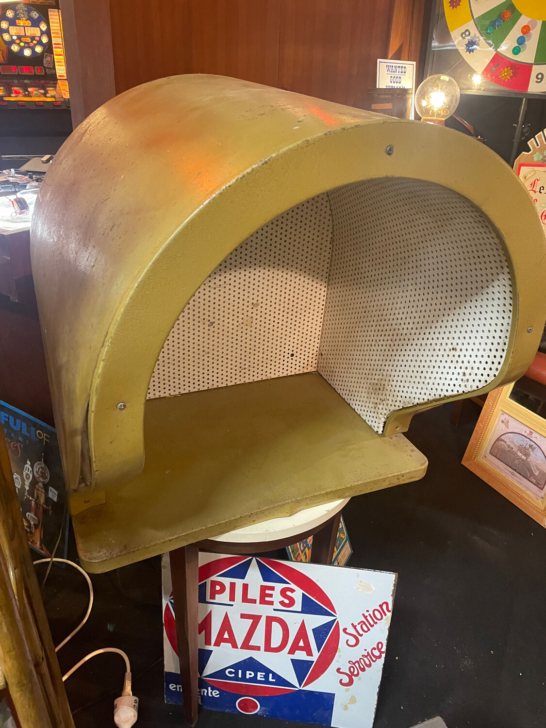 Hotel phone booth support