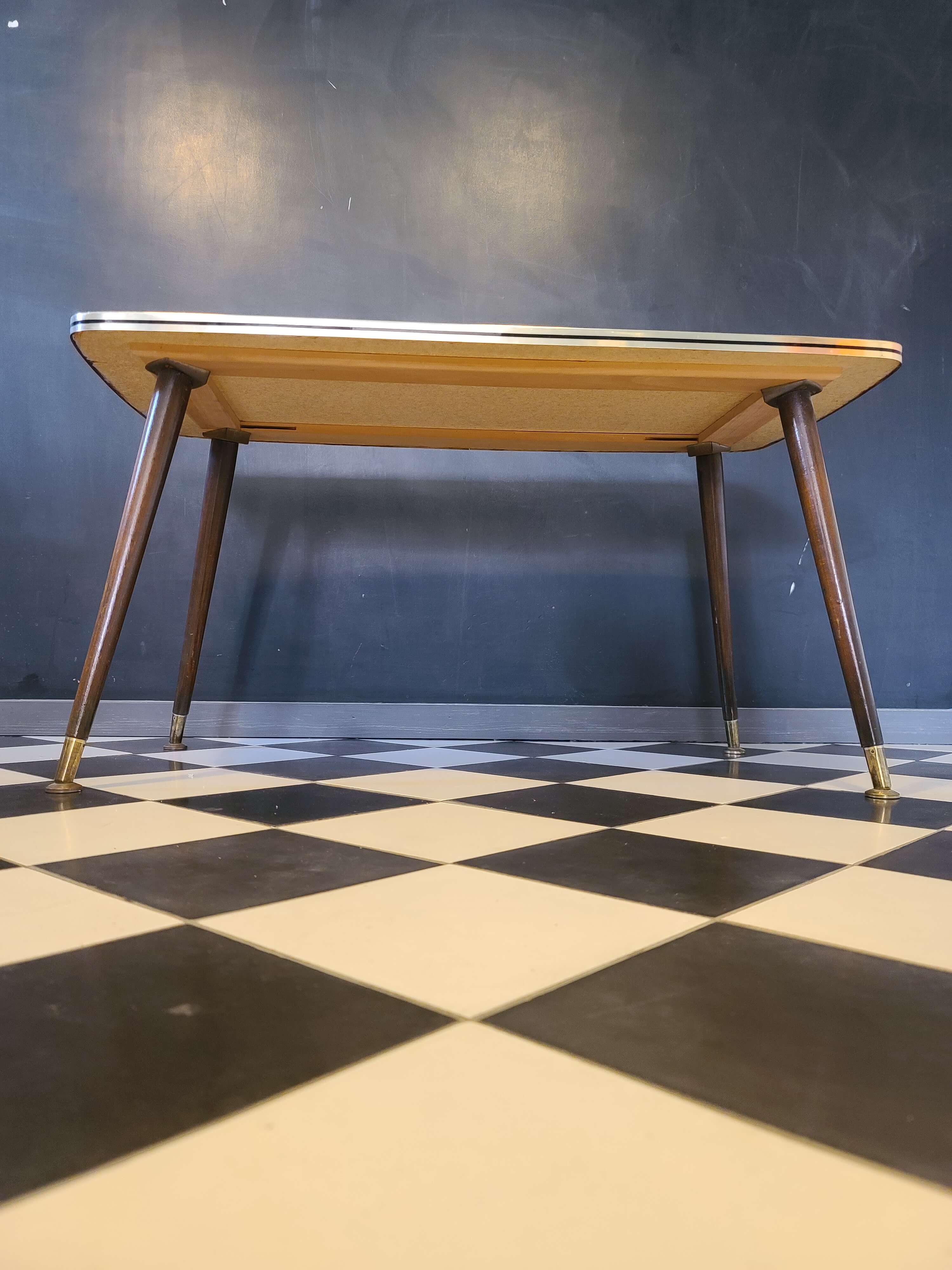 Coffee table 50s