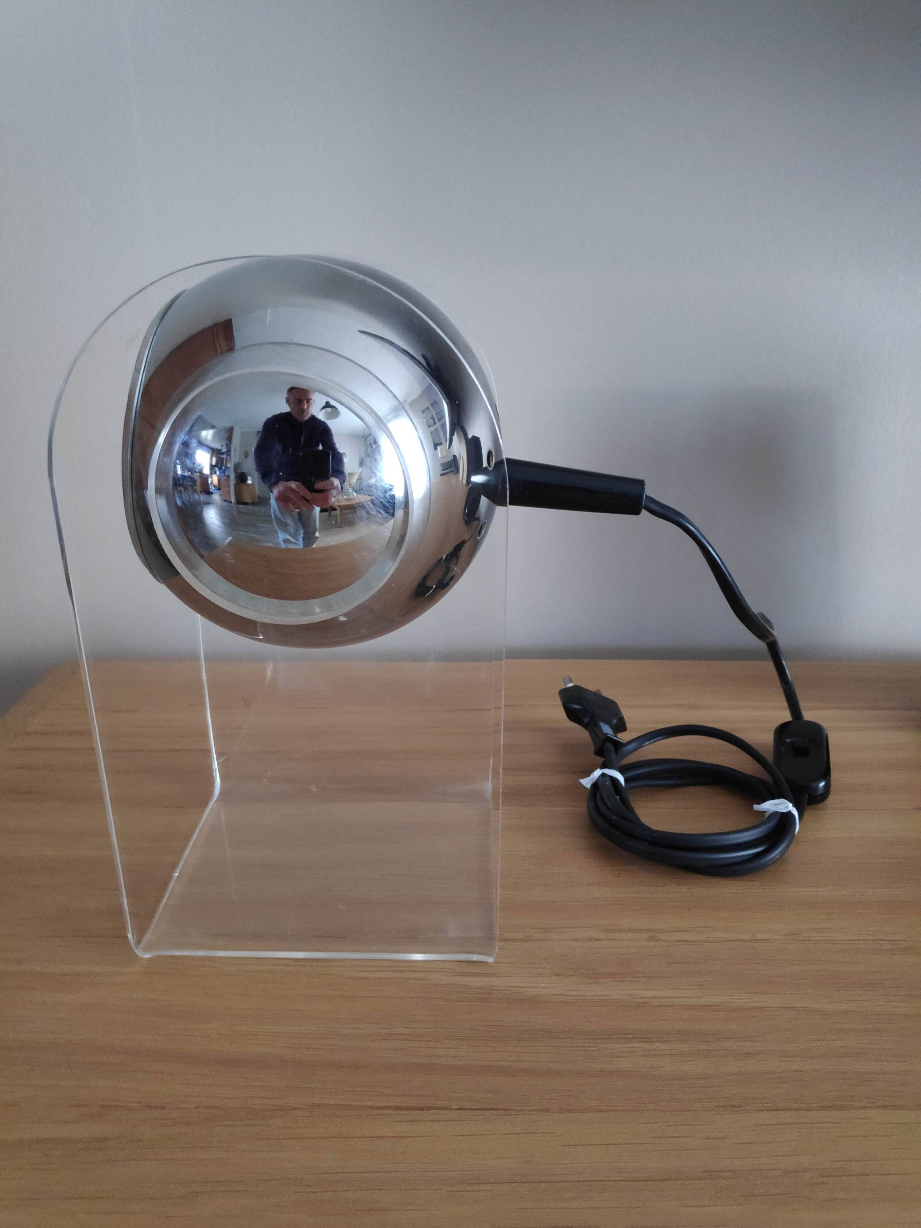 Vintage gino sarfatti lamp from the 70s