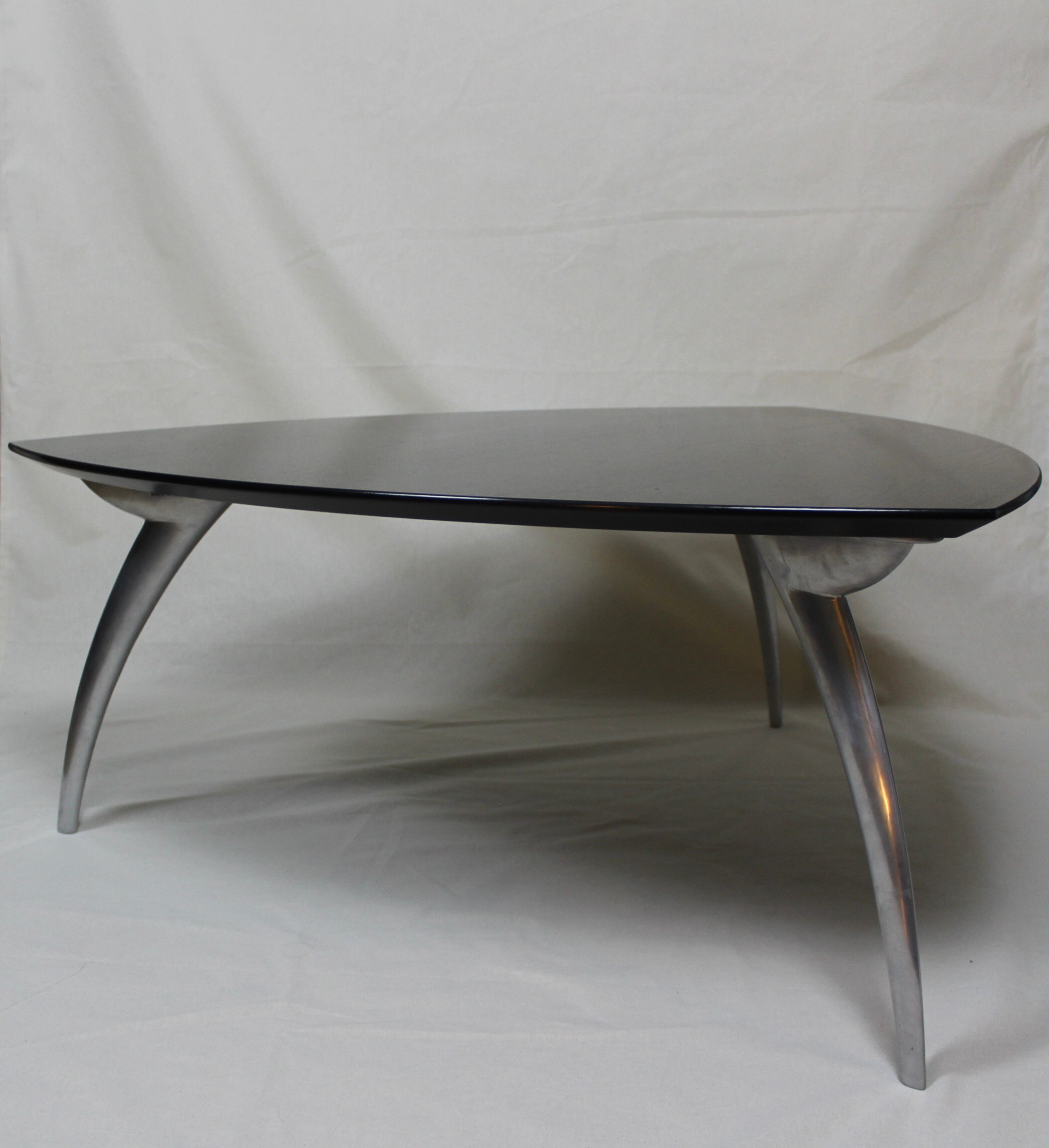 Table basse "Tucano" par Marc Berthier circa 1990