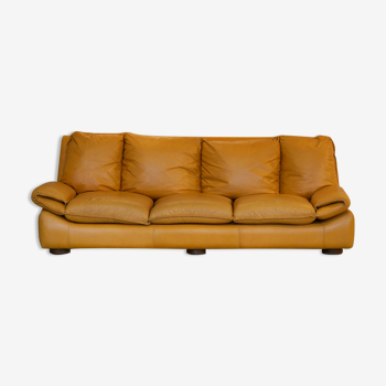 Leather sofa design 1970'
