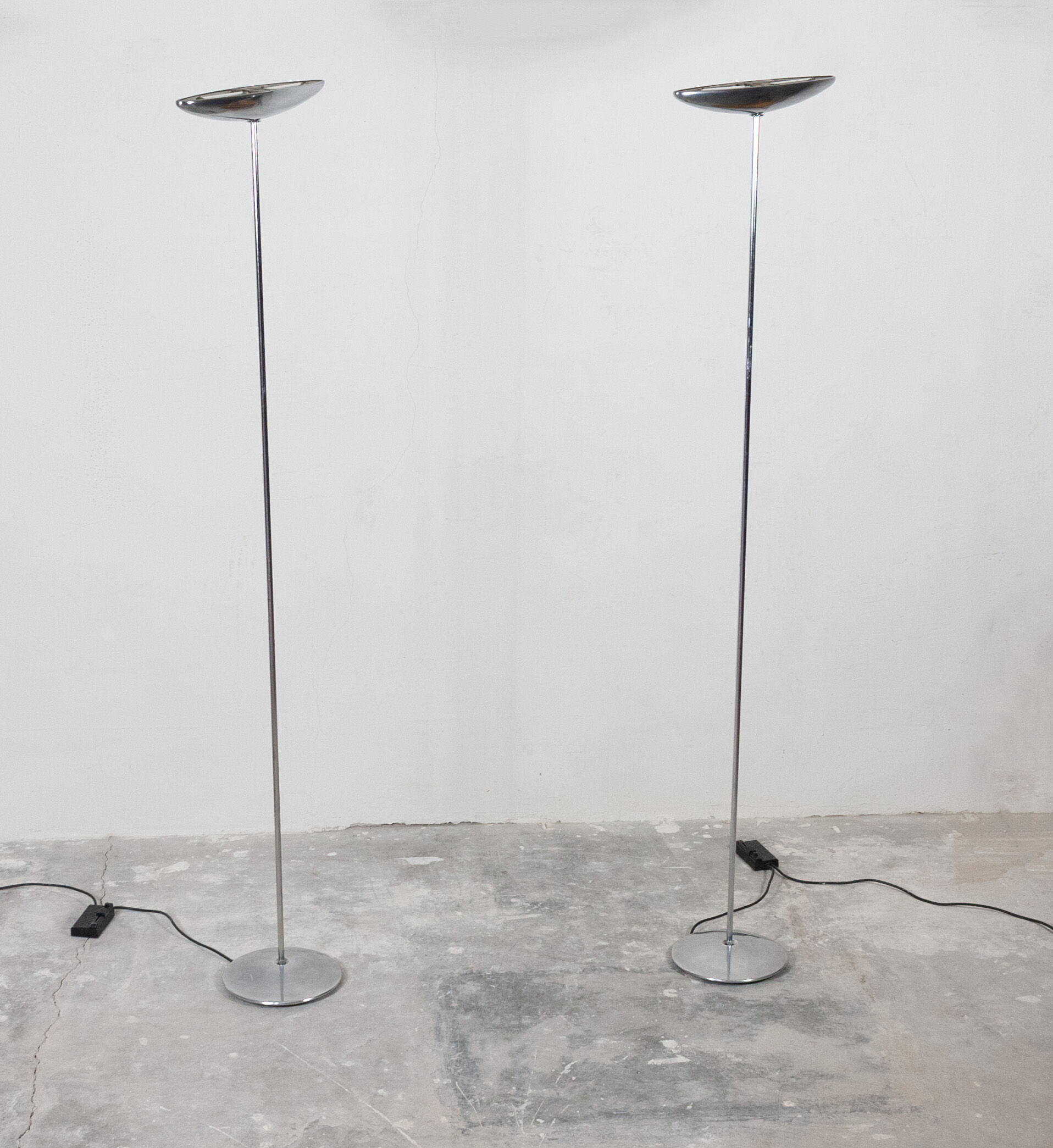 B-Lux model floor lamp by Jorge Pensi, 1980