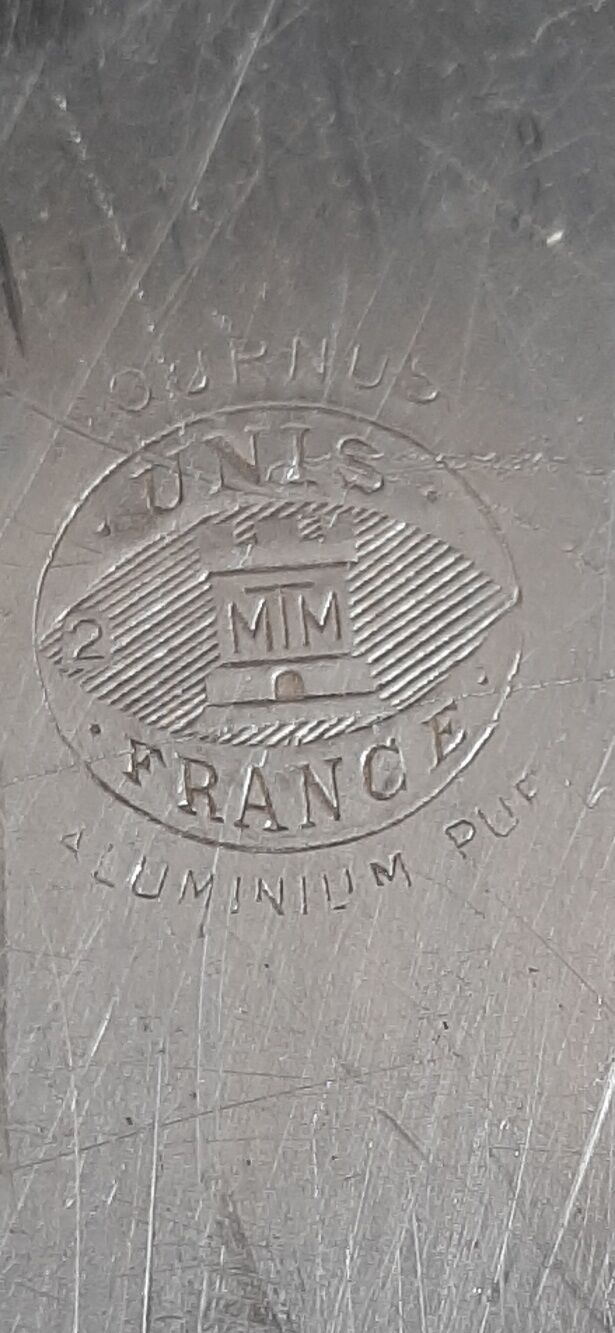 Aluminium fishmonger