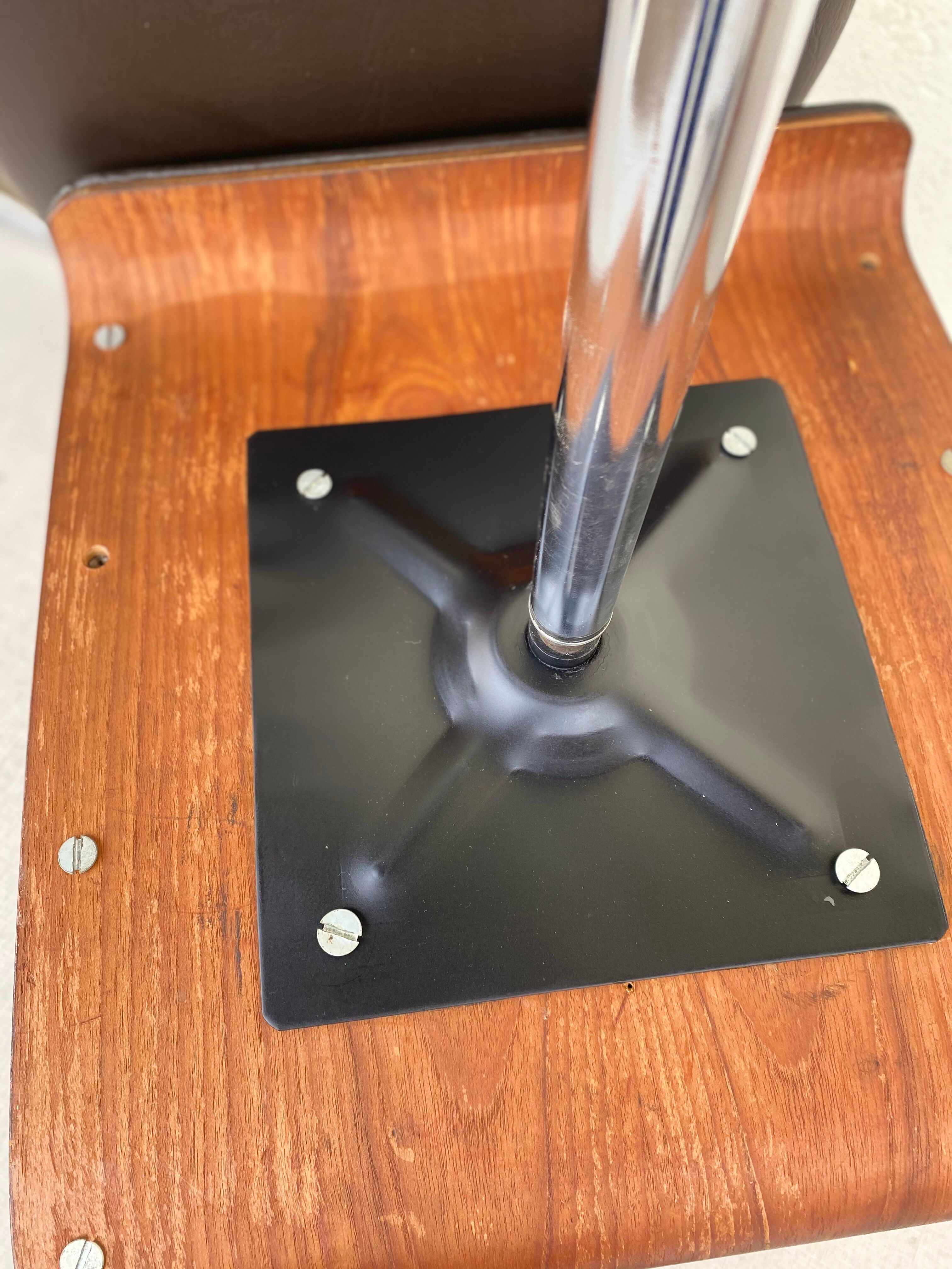 6 design swivel chairs