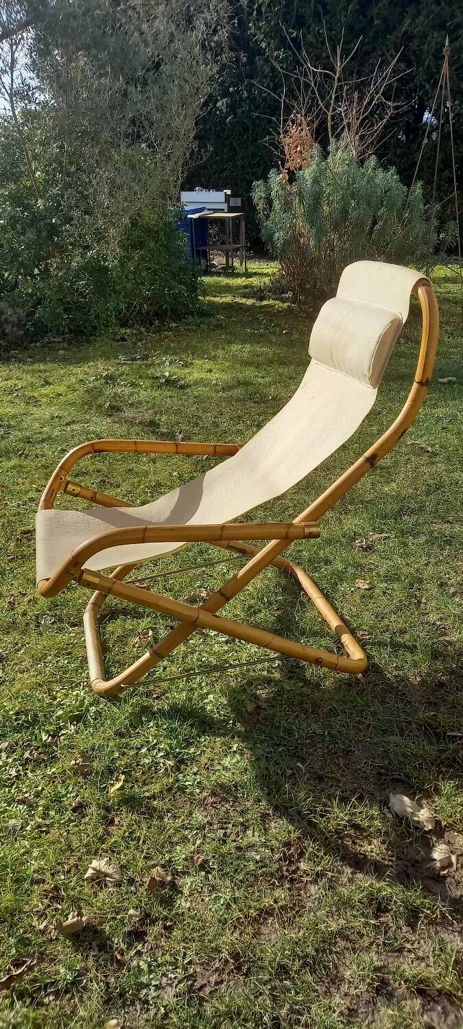 Bamboo lounge chair