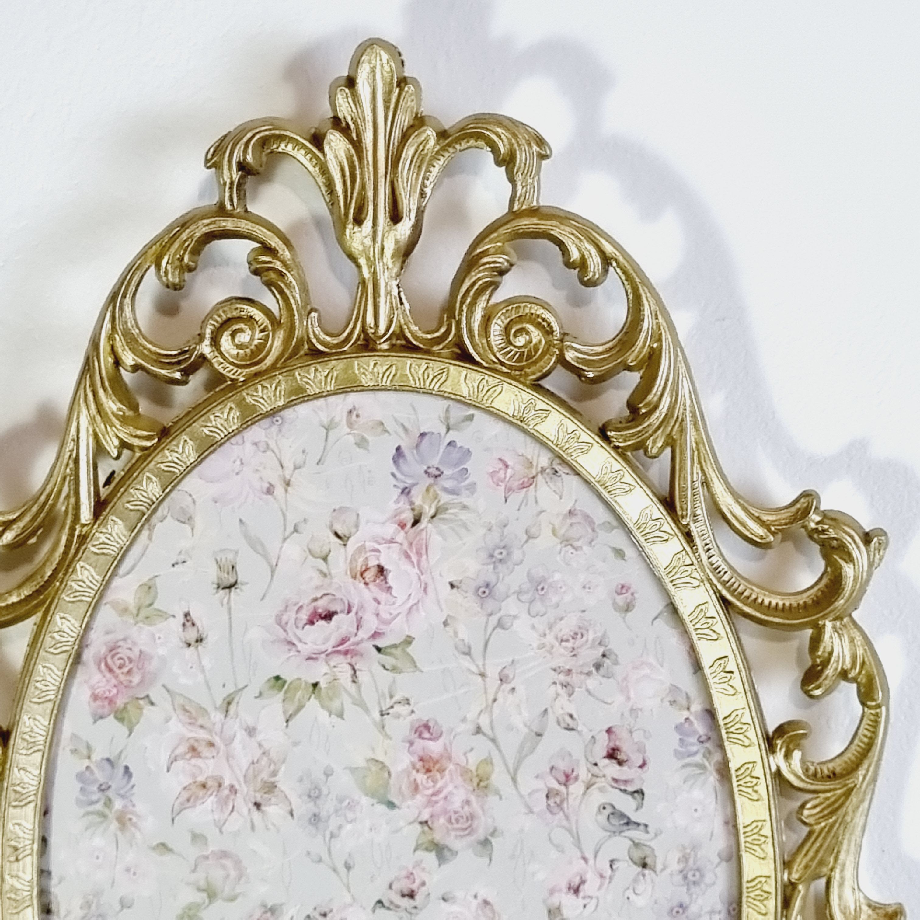 Set of 2 gilded metal frames italy