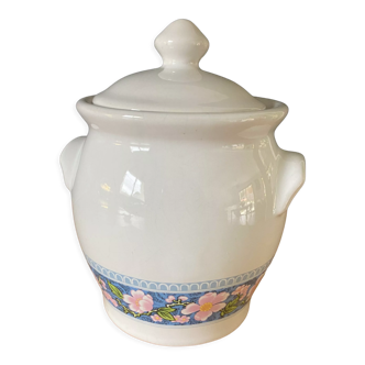 Pot en porcelaine