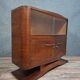 Buffet / Vitrine Art Déco en placage de noyer – Vers 1930