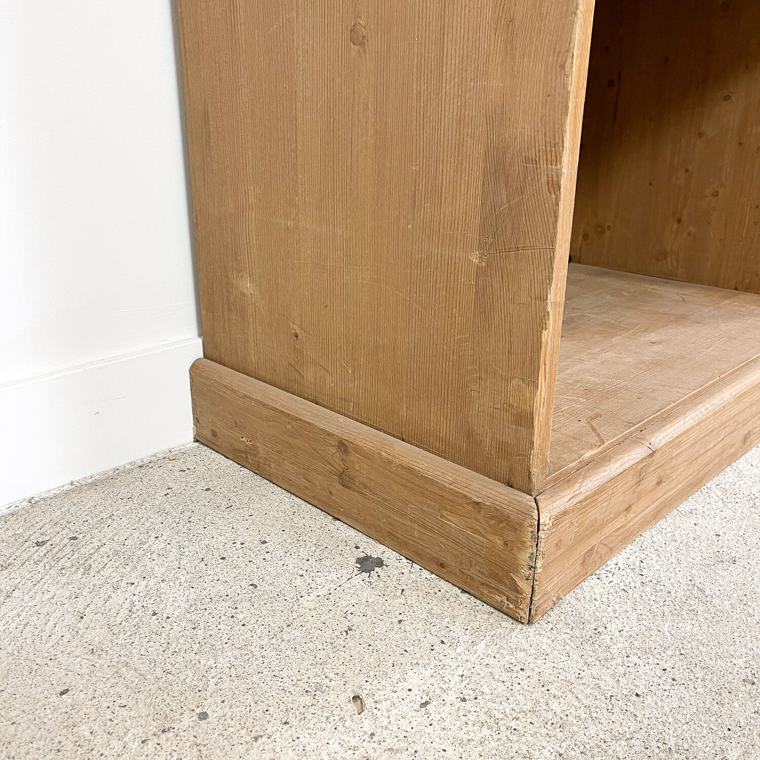 Pine wooden storage shop cabinet