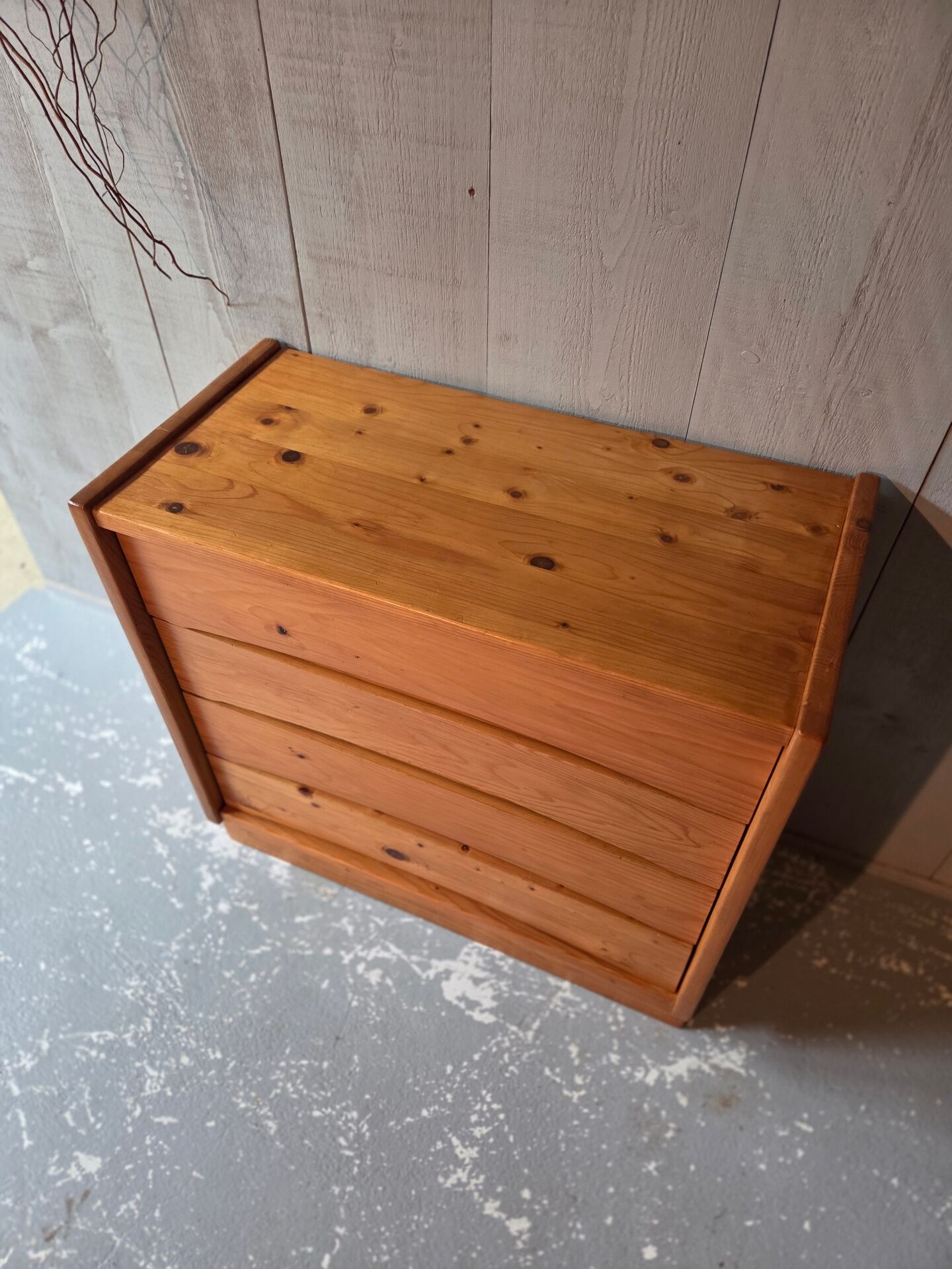 Commode en pin