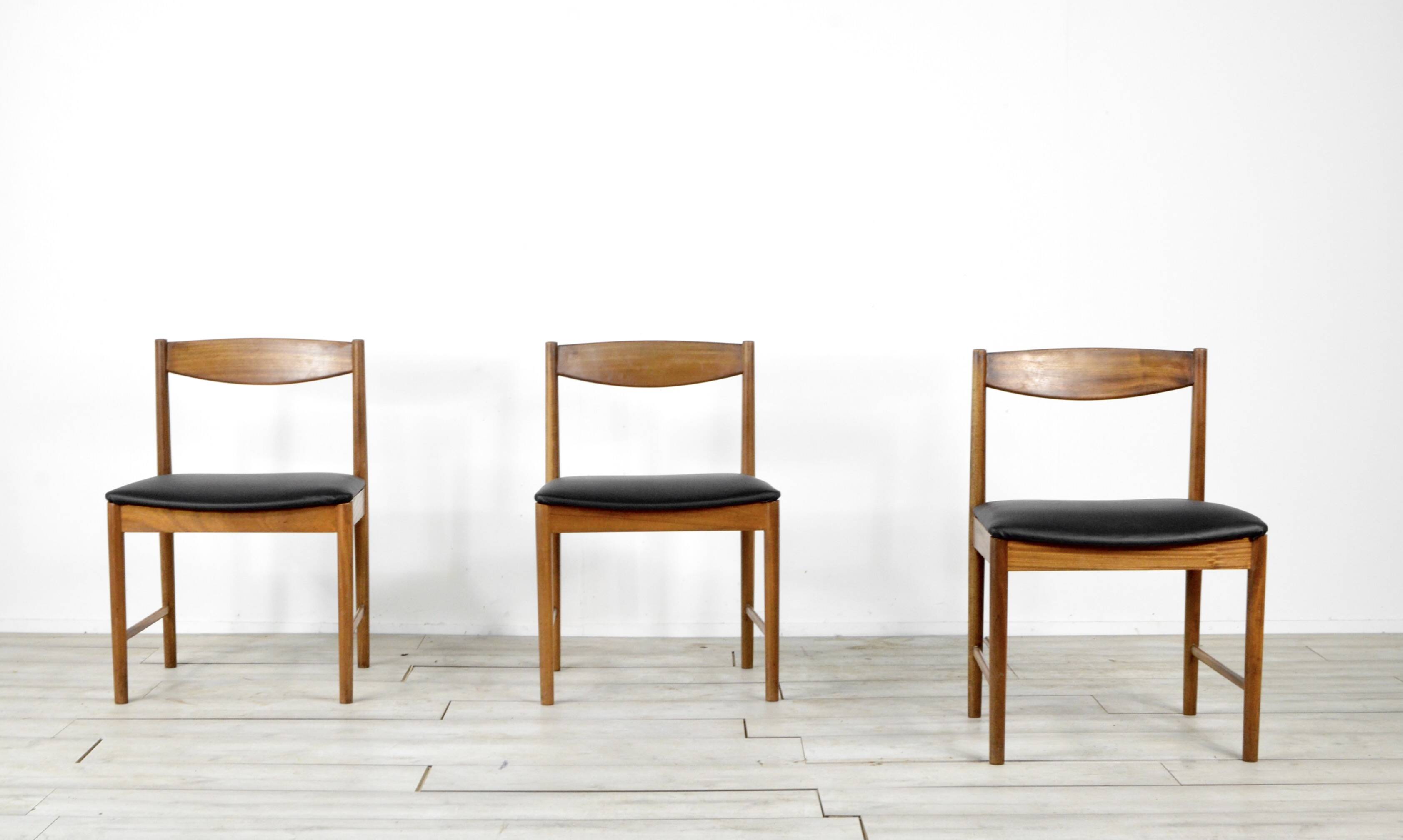 Set Of 4 Midcentury McIntosh Teak And Leatherette Chairs. Vintage Modern