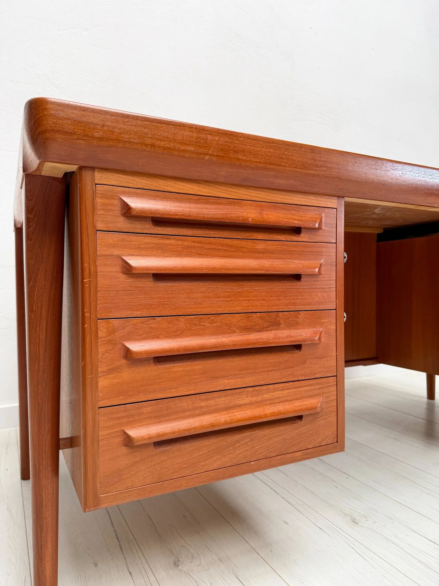 1960s Danish design teak executive writing desk by Ib Kofod-Larsen