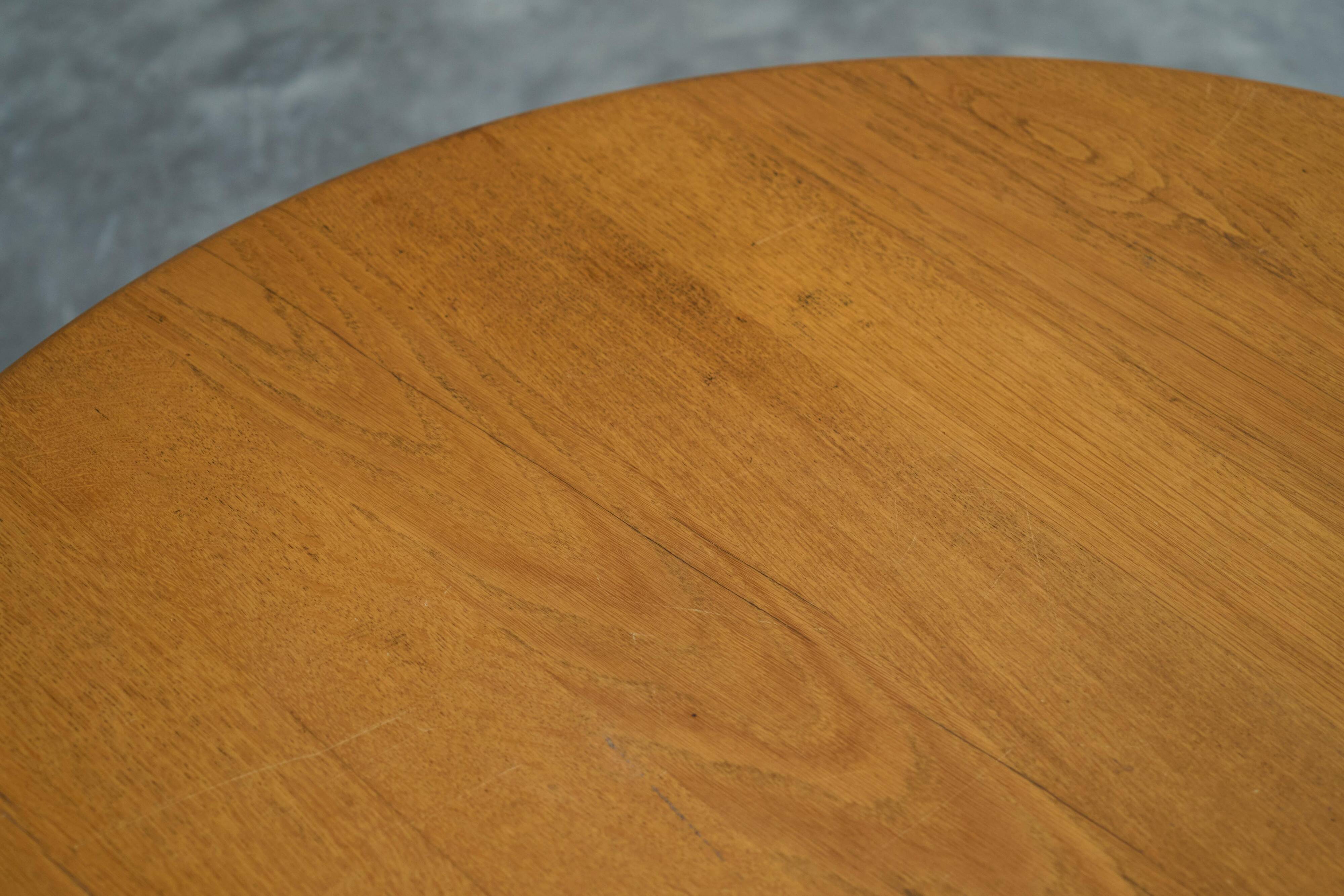 'Siegfried' coffee table by Abraham Sprij, solid oak, 1960s.