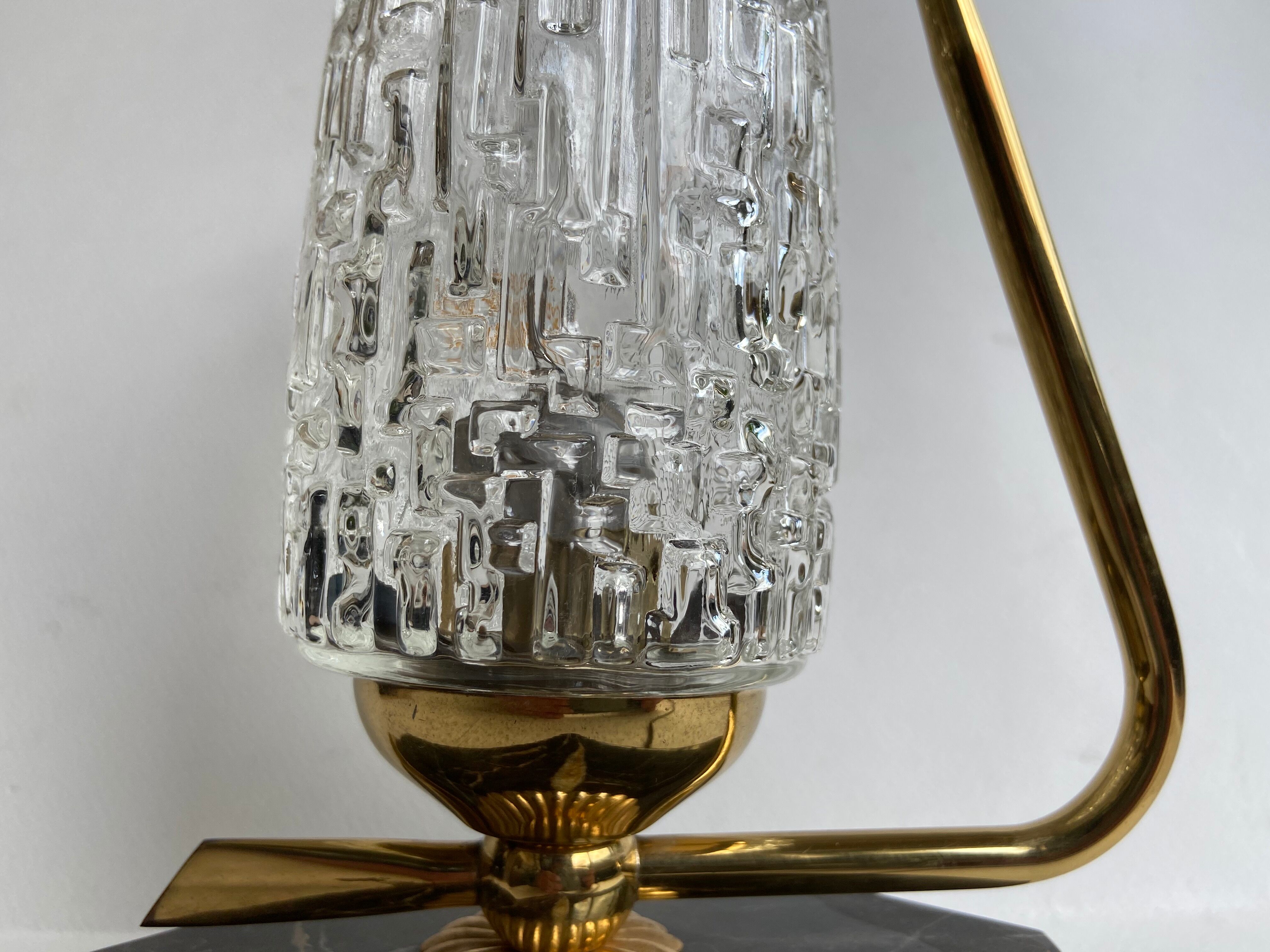 Marble table lamp and chiseled glass