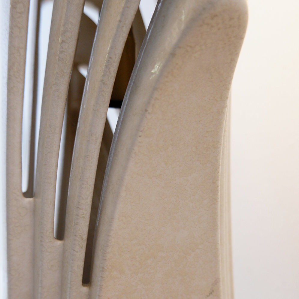 Large white ceramic fan-shaped table lamp - Art Deco style