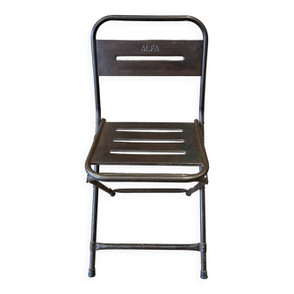 Chaise industrielle en métal pliante