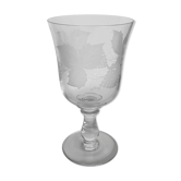 Glass rinsed grapes in engraved crystal
