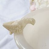Alabaster cup with 3 doves